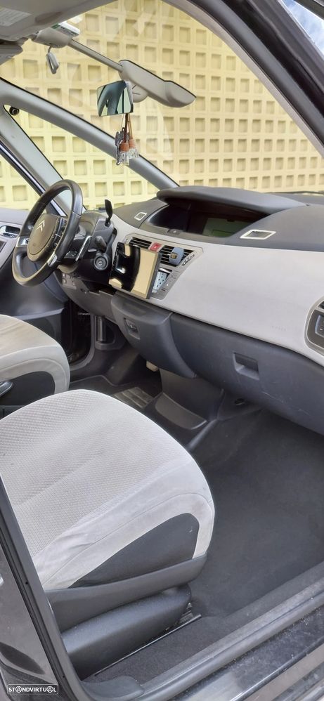 Citroën C4 Picasso 1.6 HDi Confort RFM CMP6 - 8