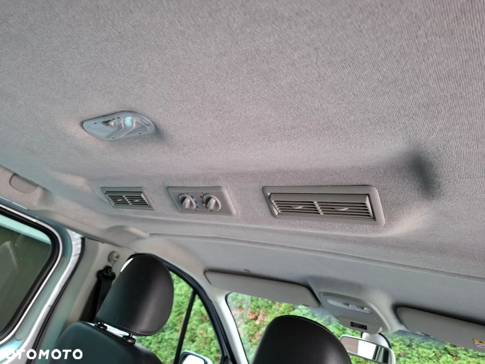 Opel Vivaro - 9