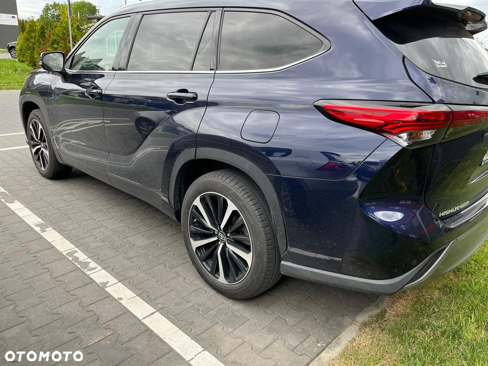 Toyota Highlander 2.5 Hybrid Executive - 3
