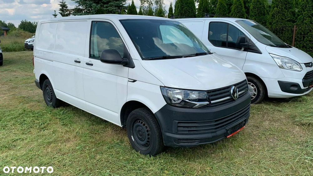 Volkswagen Transporter - 2