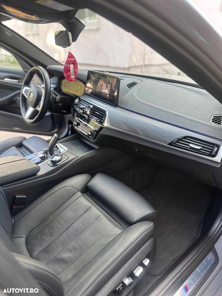 BMW Seria 5 530i Aut. M Sport Edition - 18