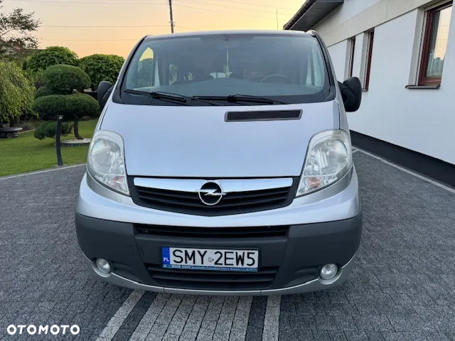 Opel Vivaro - 2