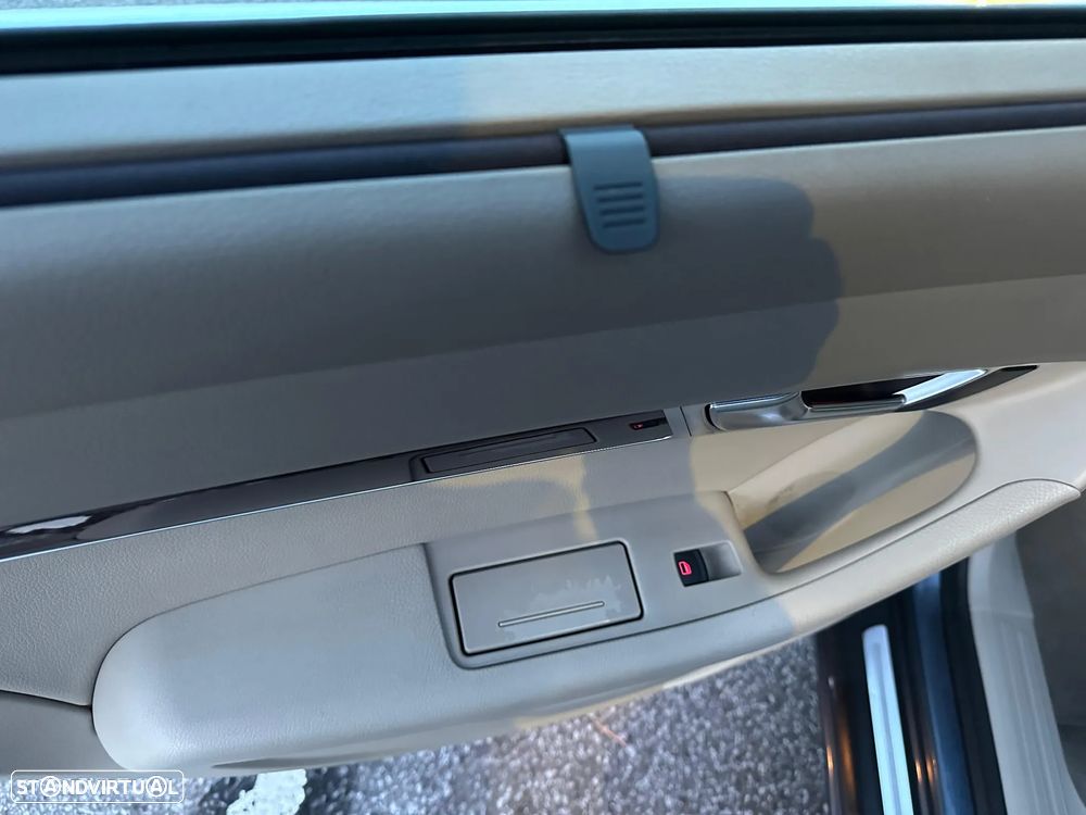 Audi A6 2.0 TDI Multitronic Exclu. - 14