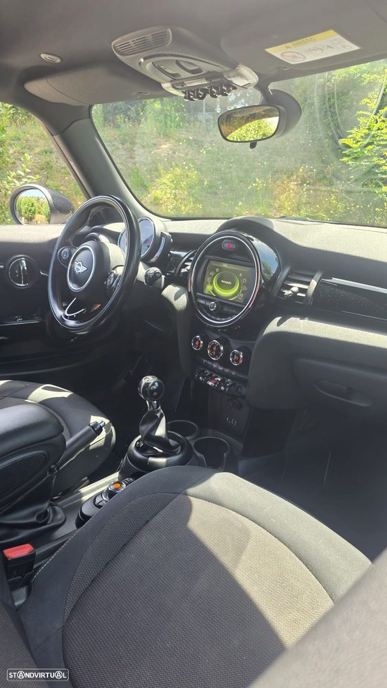 MINI 3 Portas Cooper Essential - 8