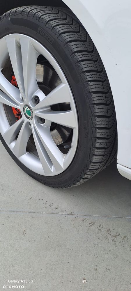 Skoda Octavia 2.0 TDI CR DPF RS - 7