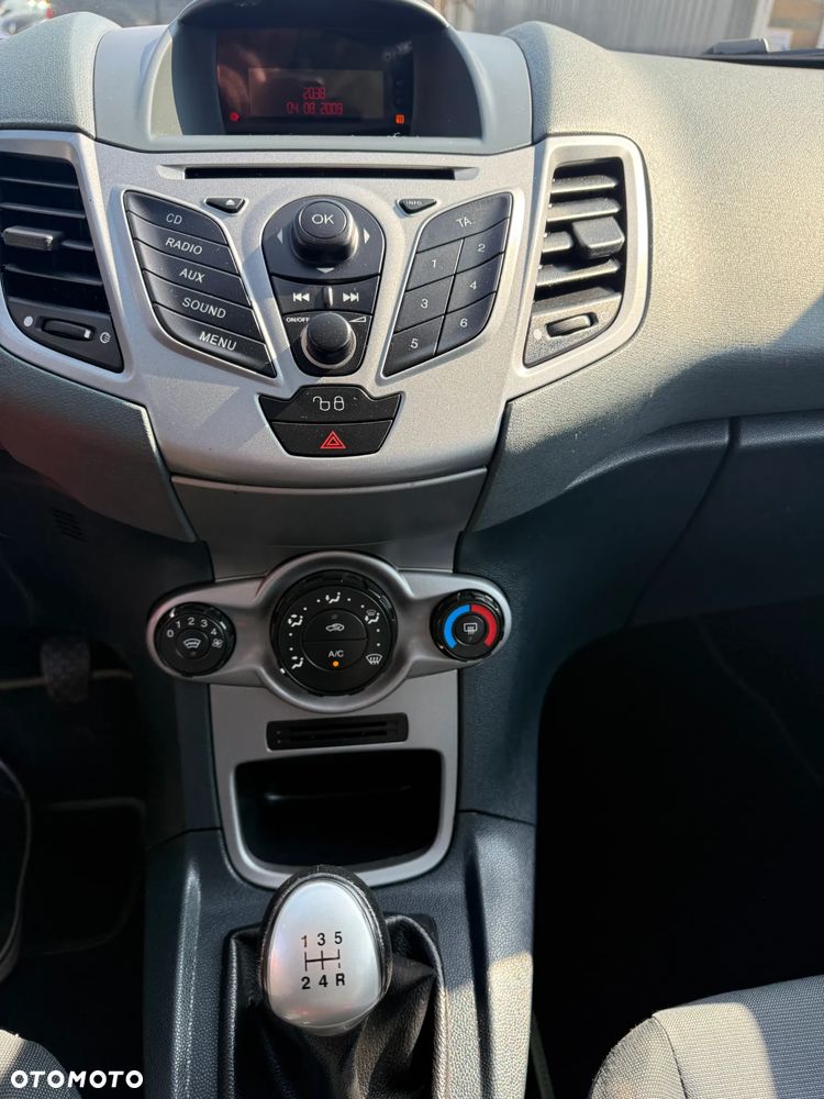 Ford Fiesta 1.25 Viva - 13