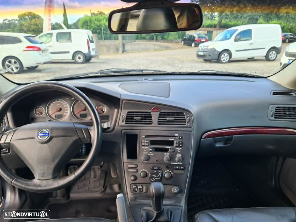 Volvo S60 2.4 D5 Nivel 3 - 7