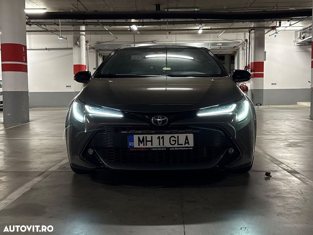 Toyota Corolla - 1