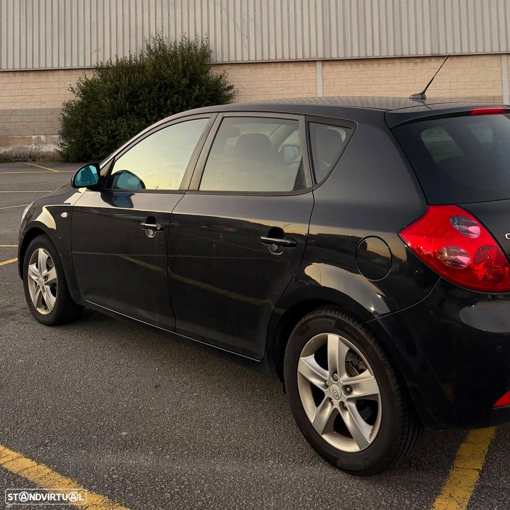 Kia Ceed 1.4 CVVT EX - 18