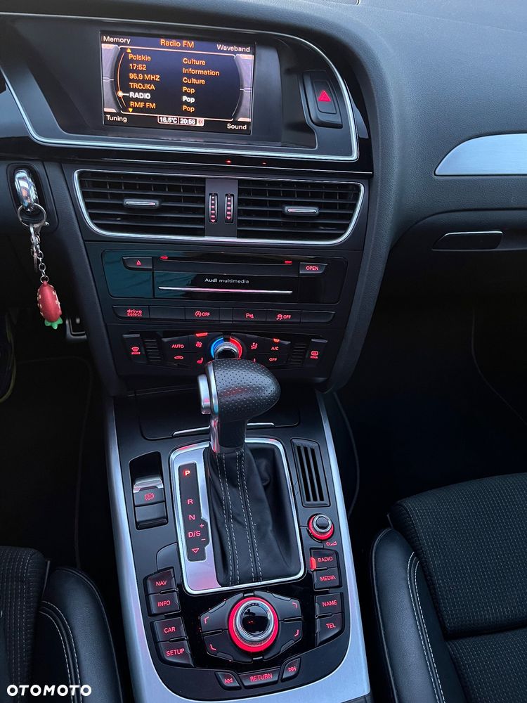 Audi A4 Avant 2.0 TDI DPF clean diesel multitronic S line Sportpaket - 16