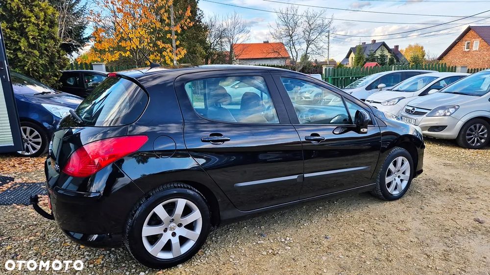 Peugeot 308 1.6 Premium Plus - 12