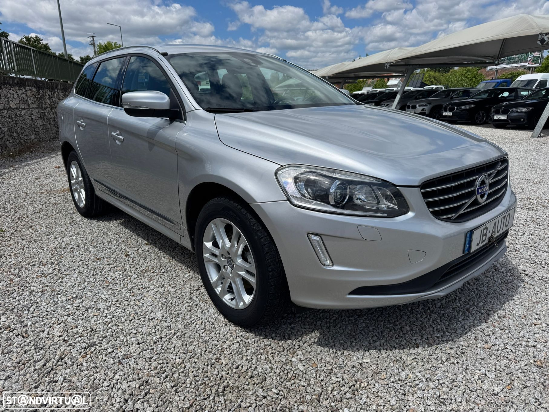 Volvo XC 60 2.0 D3 Momentum Geartronic - 3