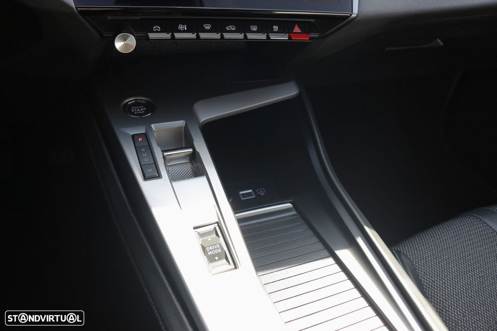 Peugeot 308 1.2 PureTech Allure EAT8 - 41