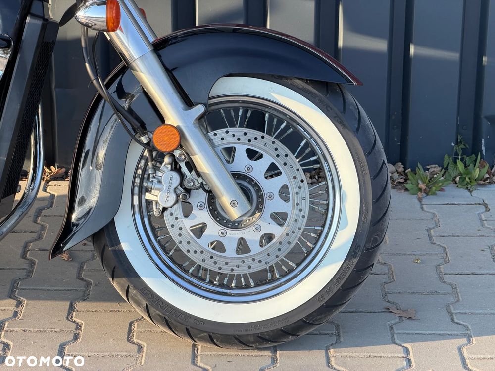 Suzuki Boulevard - 12