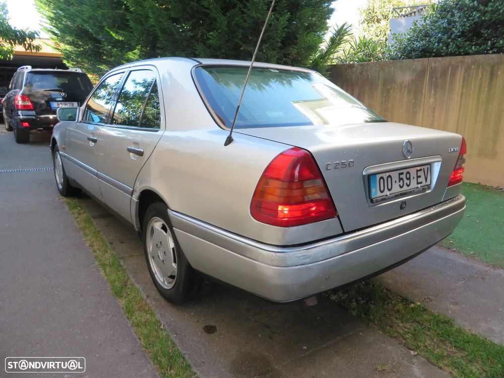 Mercedes-Benz C 250 D Elegance - 6