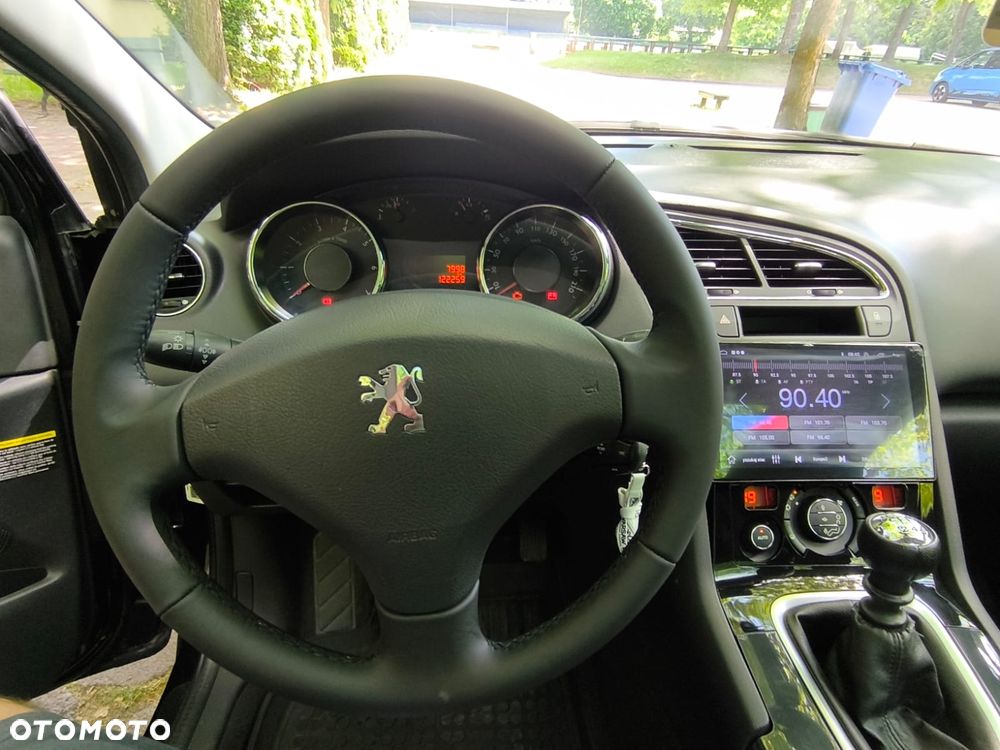 Peugeot 5008 155 THP Family - 16