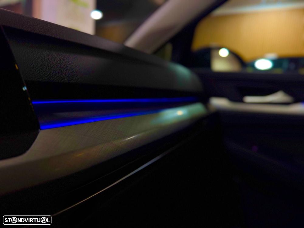 VW Golf Variant 1.5 eTSI Life DSG - 14