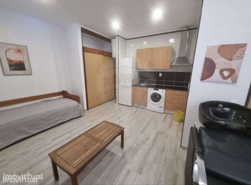 Arrenda loja em Portimão - Grande imagem: 3/4