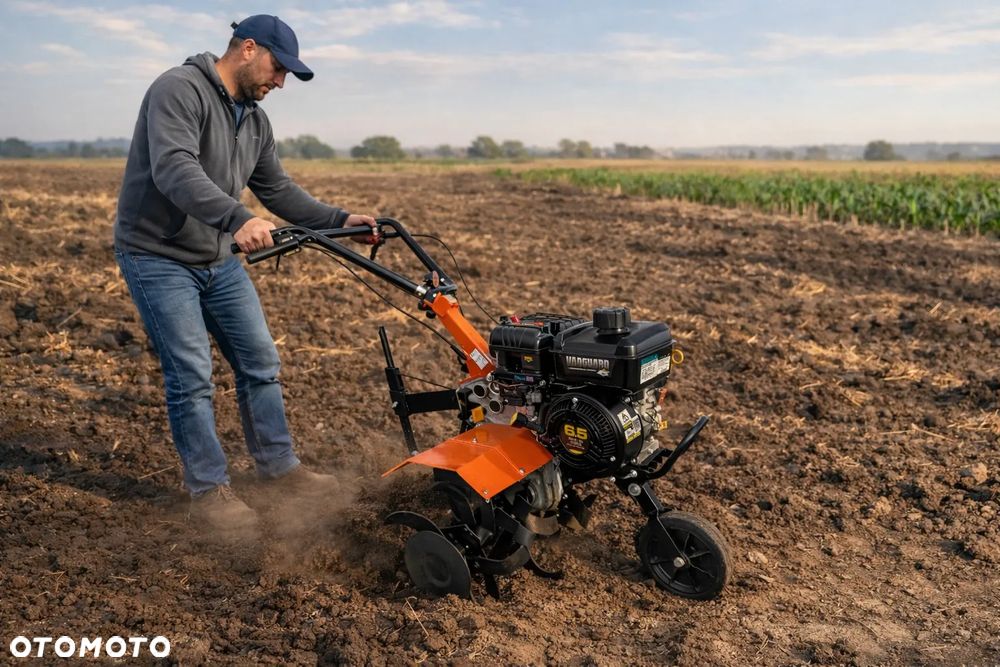 Husqvarna Glebogryzarka Kultywator BENASSI. Włoska Oryginalna Maszyna sprowadzona z Norwegii. Silnik Honda lub BRIGGS VANGUARD. 7km lub 5,5km . Szerokość rob. 80cm. 3 biegi pracy. To nie jest chińczyk!! Prawdziwy kultywator Przemysłowy koszt nowego około 10 tysięcy złotych. Okazja  cena zimowa wyprzedaż!! - 13