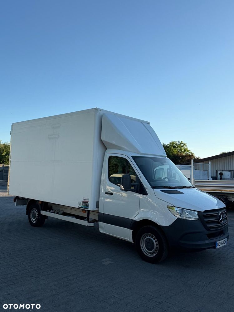 Mercedes-Benz Sprinter - 6