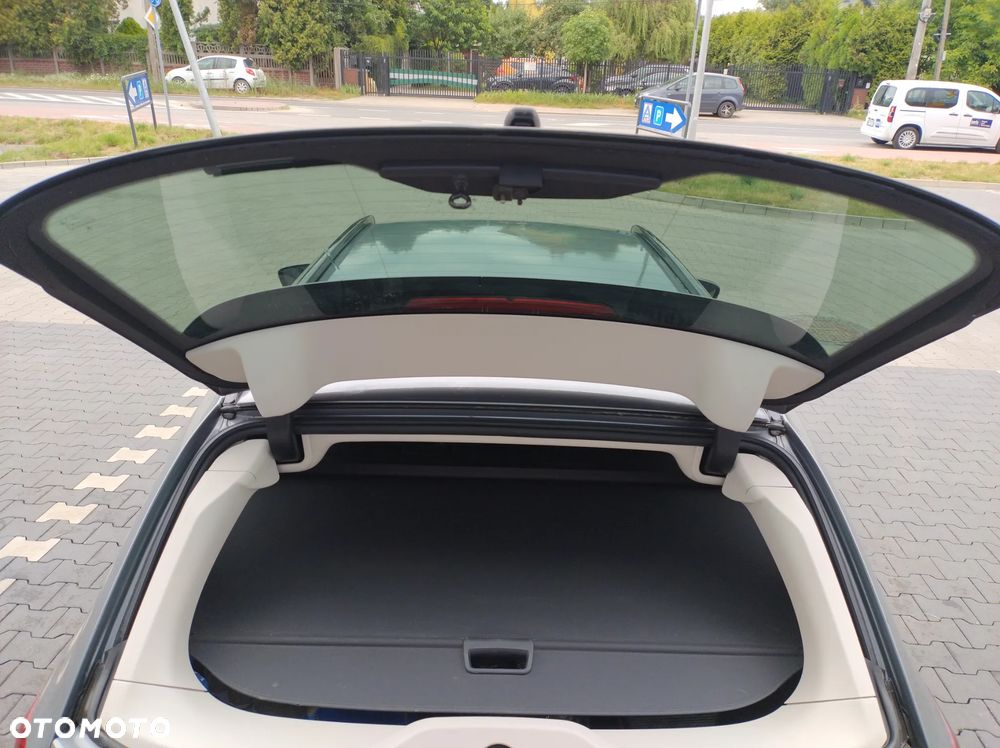 BMW Seria 3 316d mHEV - 12