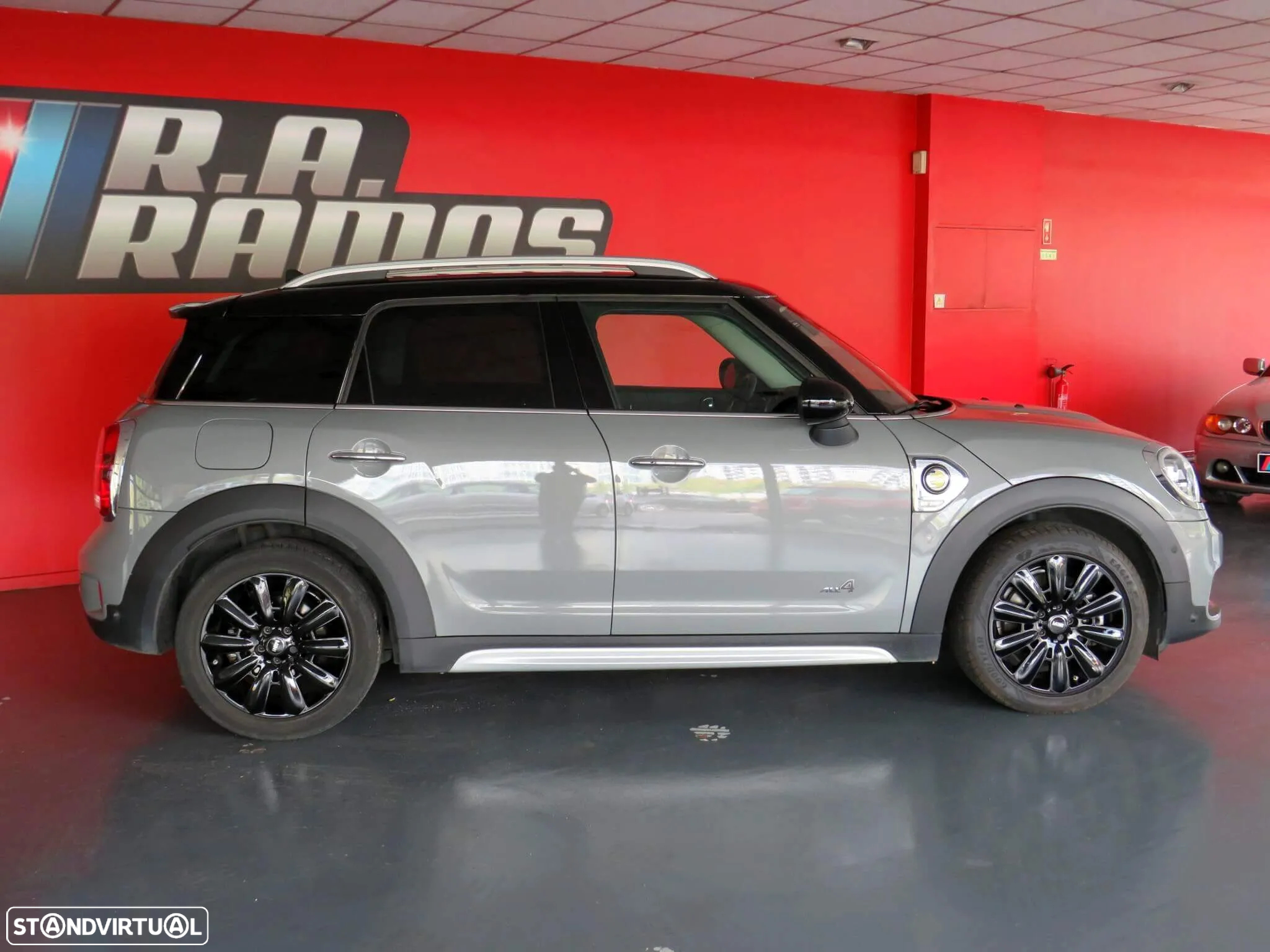 MINI Countryman Cooper SE ALL4 Auto - 5