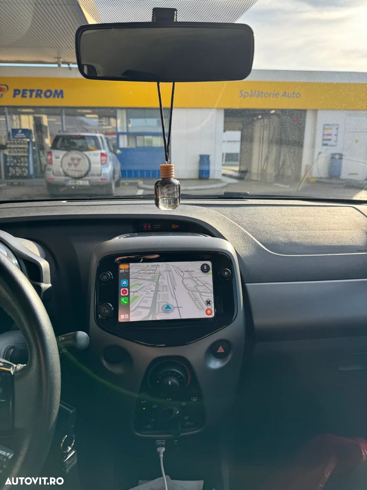 Toyota Aygo 1.0 VVY-I 5 usi X-play - 7