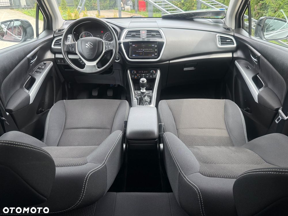 Suzuki S-Cross - 19