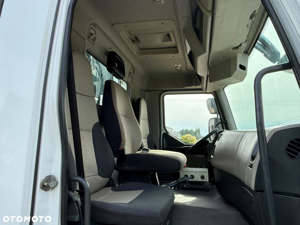 Renault Premium - 9