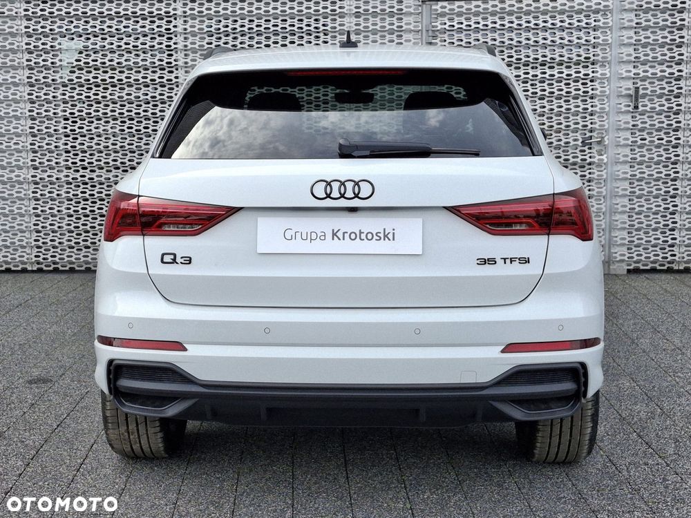 Audi Q3 - 4