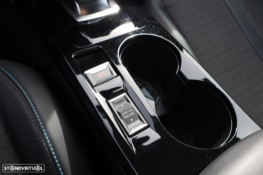 Peugeot 208 PureTech 100 EAT8 Allure Pack - 23