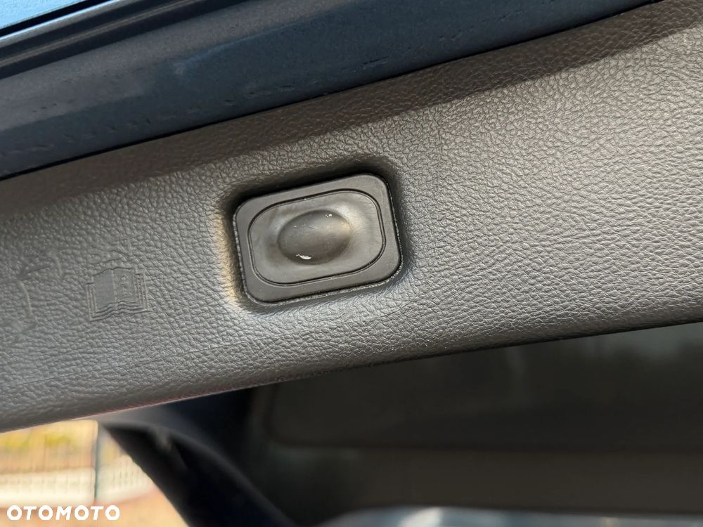 Ford S-Max 2.0 EcoBlue Titanium - 37