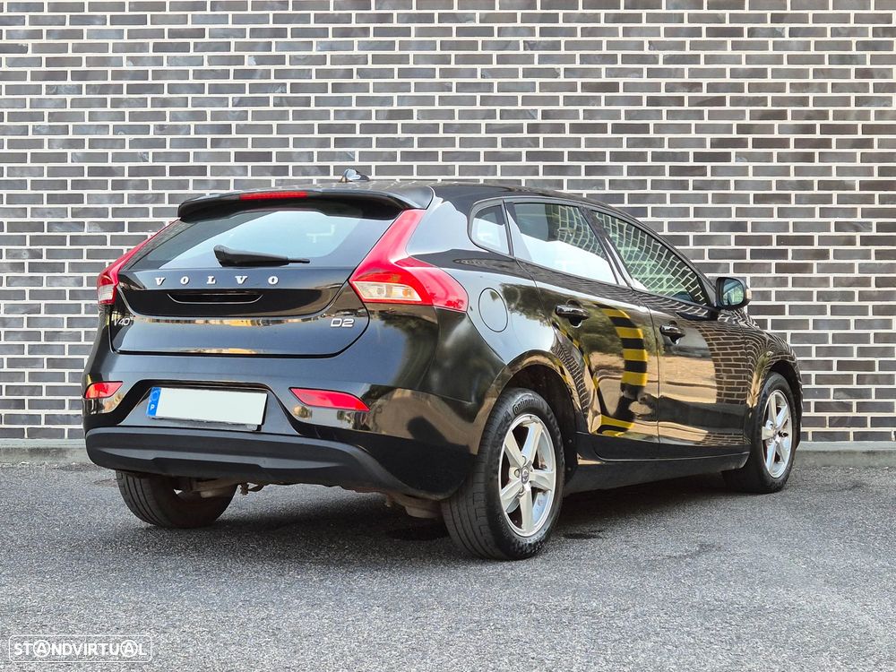 Volvo V40 2.0 D2 Kinetic - 4
