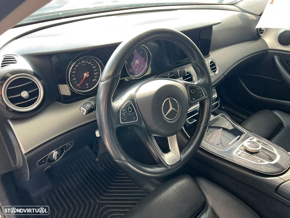 Mercedes-Benz E 200 d 9G-TRONIC - 11