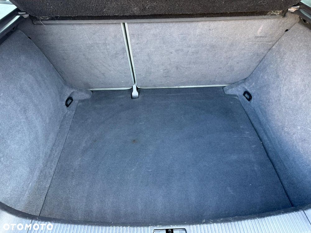 Audi A3 3-drzwiowe 1.6 S Line Sportpaket plus - 10