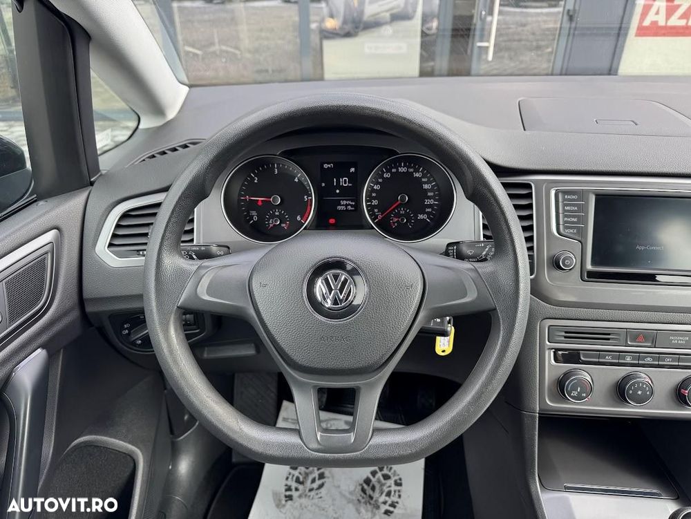 Volkswagen Golf Sportsvan - 12