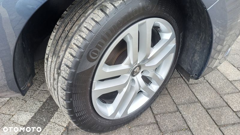 Renault Clio 1.2 16V 75 LIMITED 2018 - 30