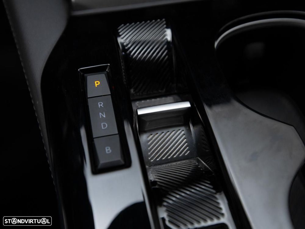 Citroën C5 X 1.6 Hybrid Shine e-EAT8 - 21