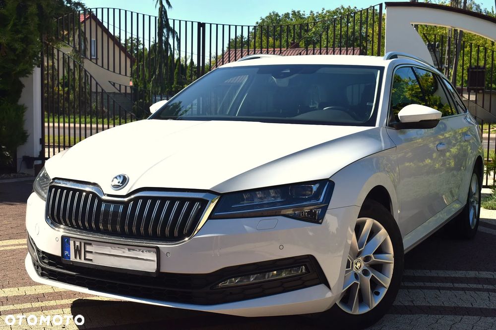 Skoda Superb 2.0 TDI SCR Style DSG - 2