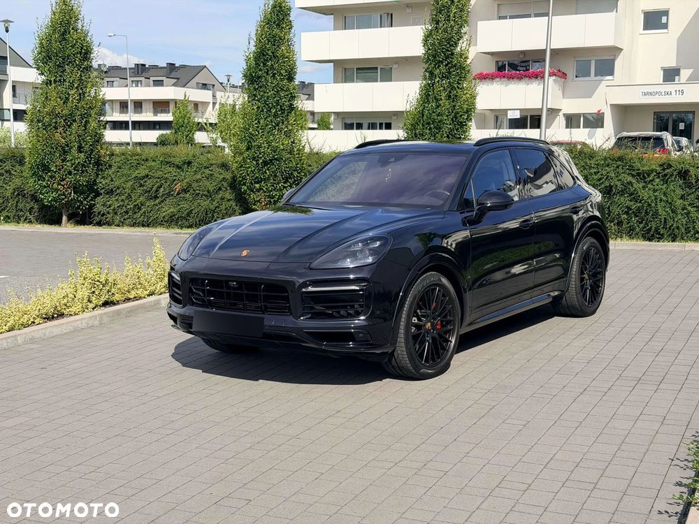 Porsche Cayenne - 6