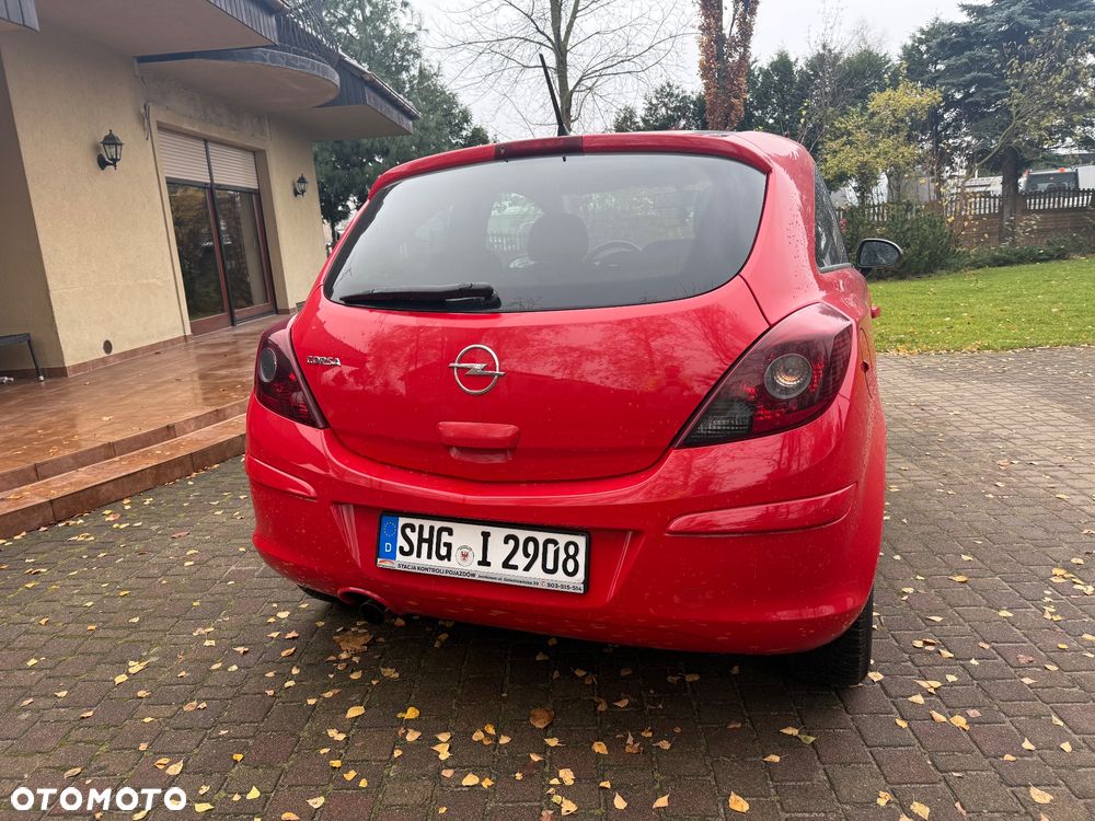Opel Corsa 1.4 16V Color Edition - 9
