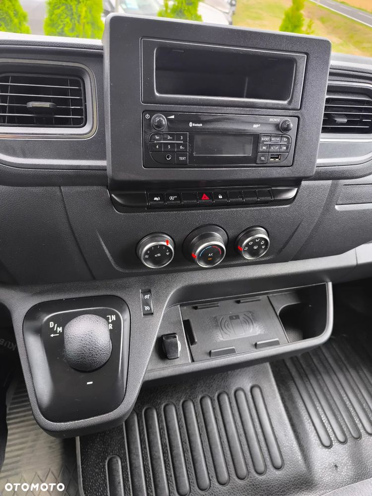 Renault Master - 15
