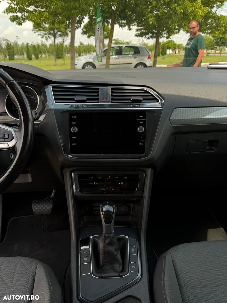 VOLKSWAGEN Tiguan 2021 — imagine 23