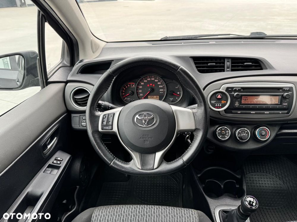 Toyota Yaris 1.0 Active - 11