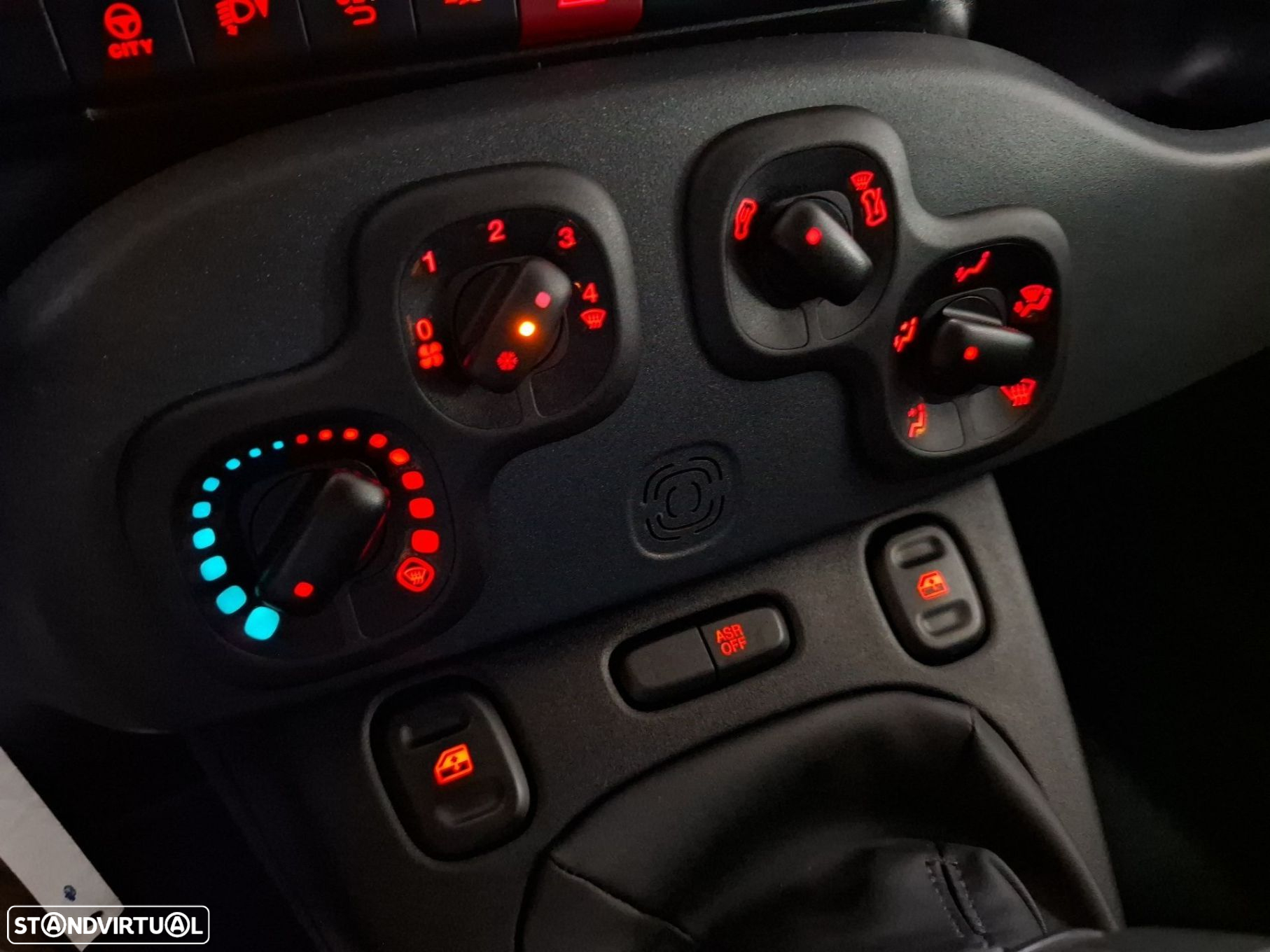 Fiat Panda 1.0 Hybrid City Cross - 20