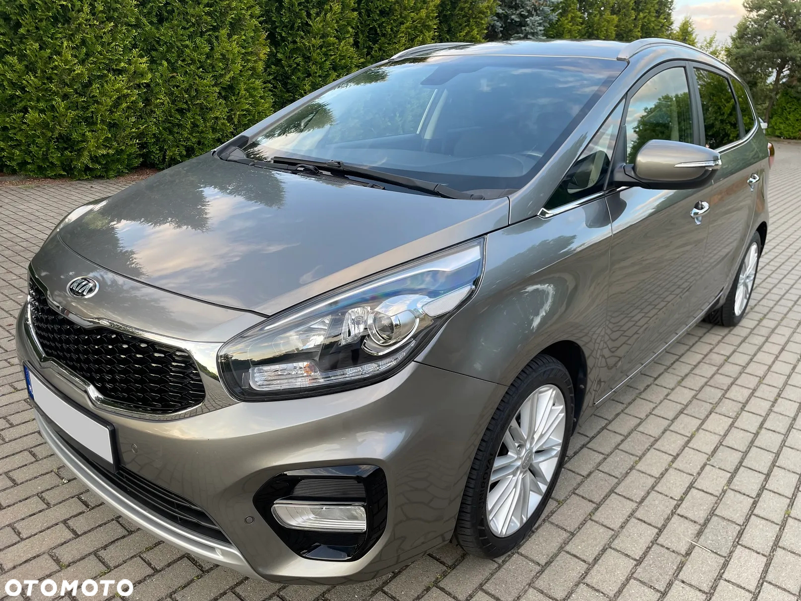 Kia Carens 1.6 GDI XL 7os - 2