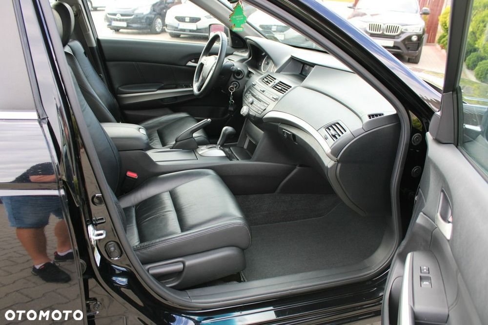 Honda Accord 2.4 Executive - 29