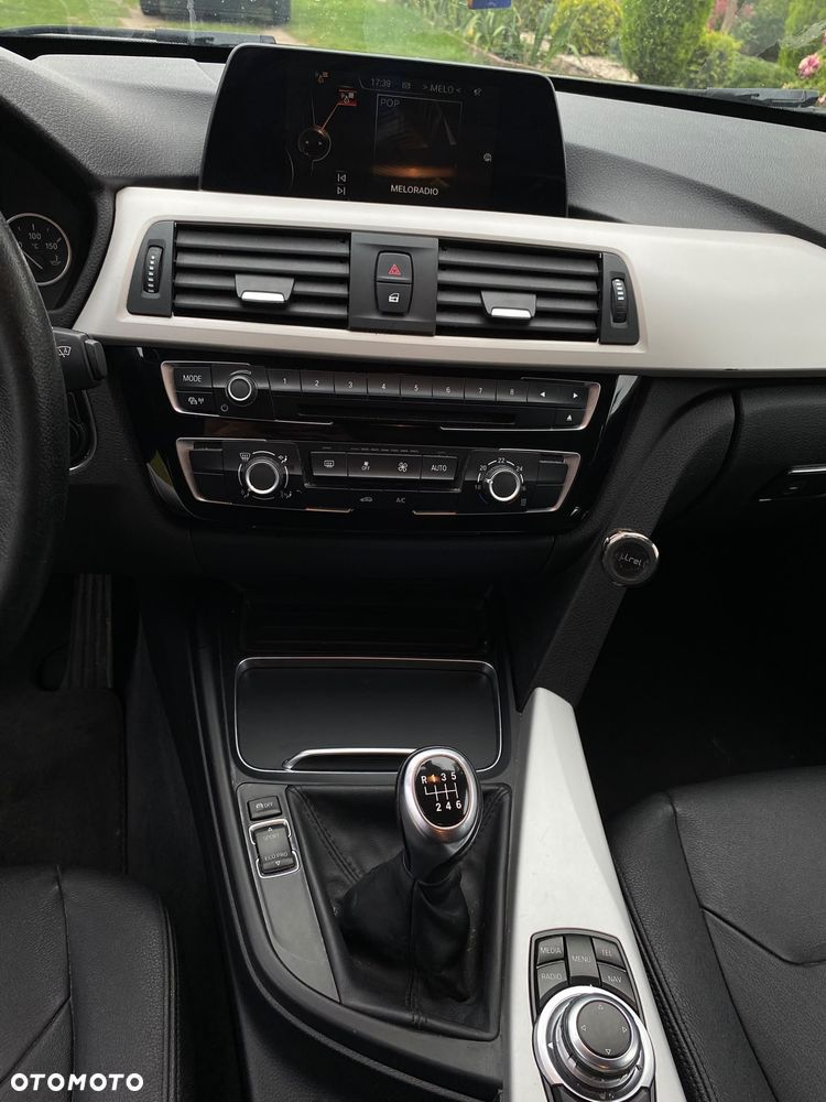 BMW Seria 3 316d - 16