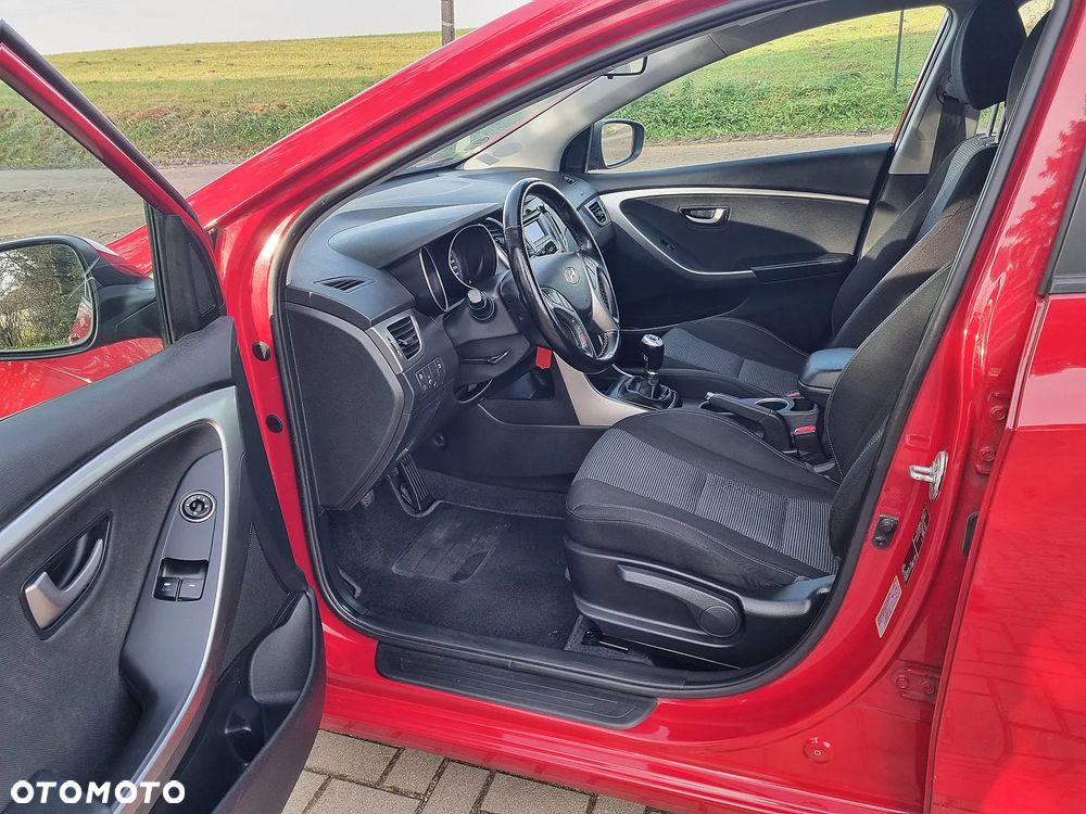 Hyundai i30 1.4 Classic - 9