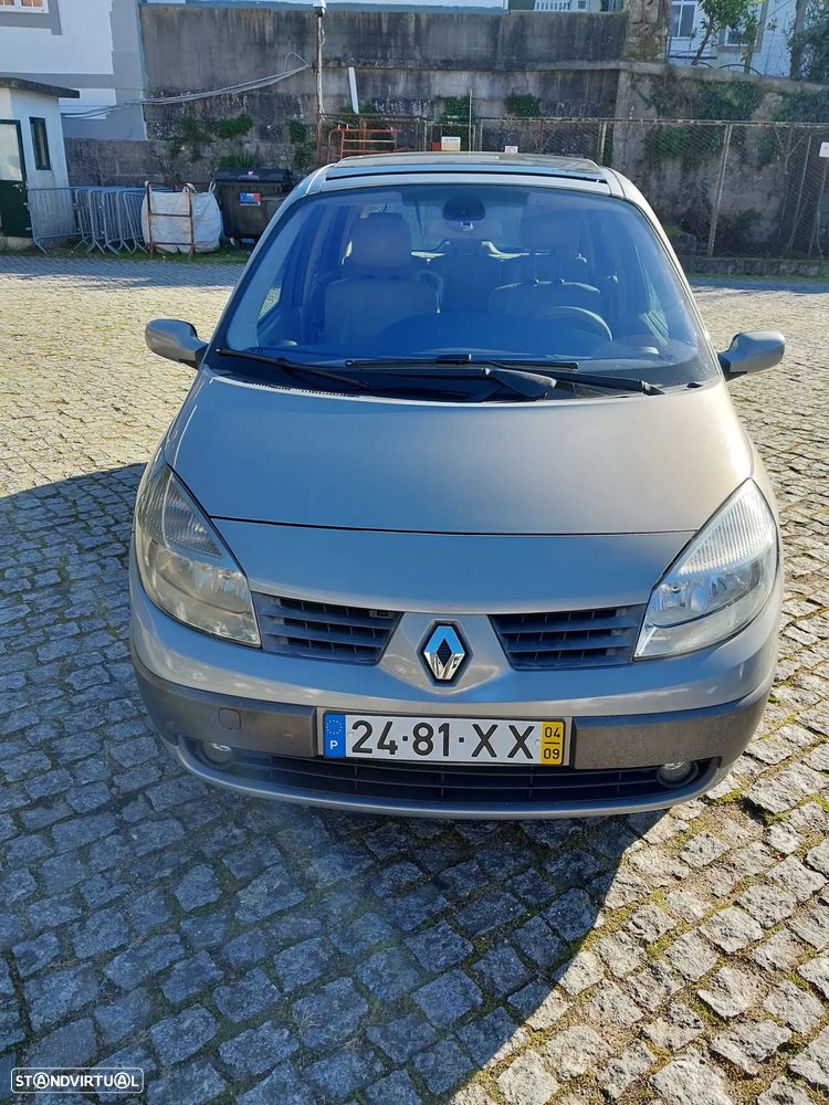 Renault Scénic 1.9 dCi L. Privilége - 4